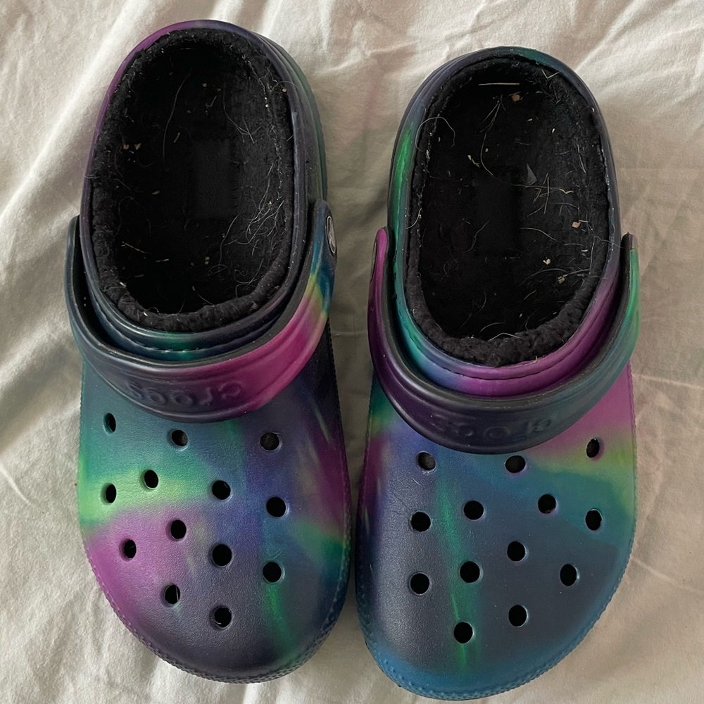 Crocs lined.